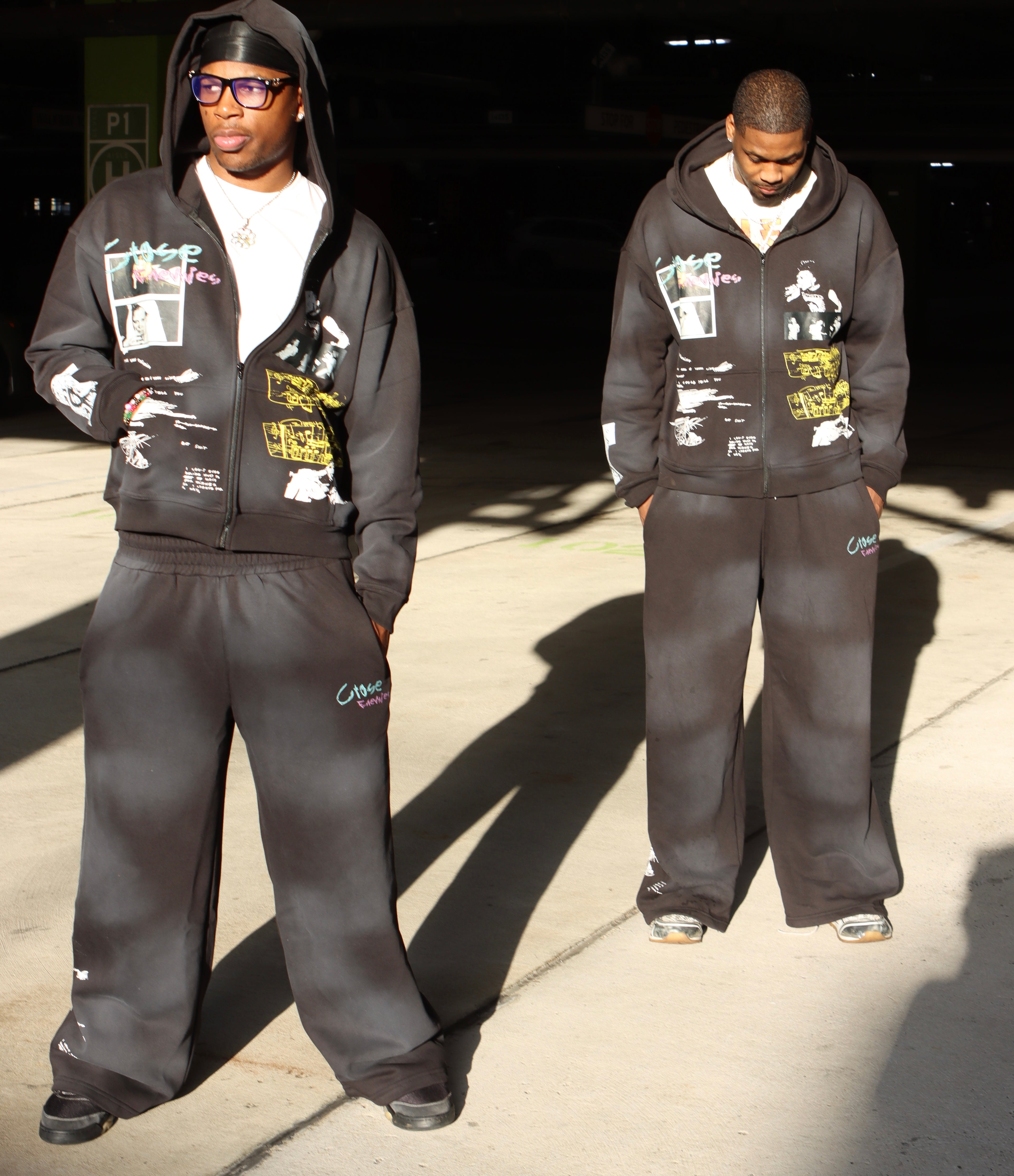 BLACK SWEATSUITS